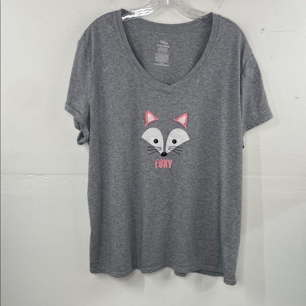 Secret Treasures Medium Heather Gray Tee Foxy short sleeve v neck size 3X